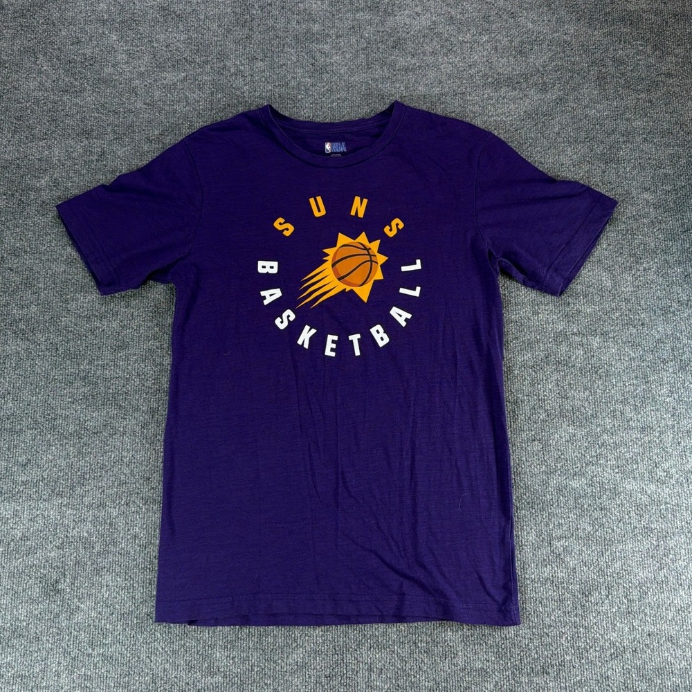NBA Phoenix Suns Basketball Graphic T-Shirt Mens Medium Purple Short Sleeve Tee